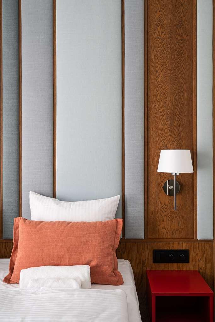 Rentplanet - Apartamenty Centrum 브로츠와프 객실 사진
